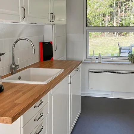 Lovely In With Wifi Ferienhaus Hals